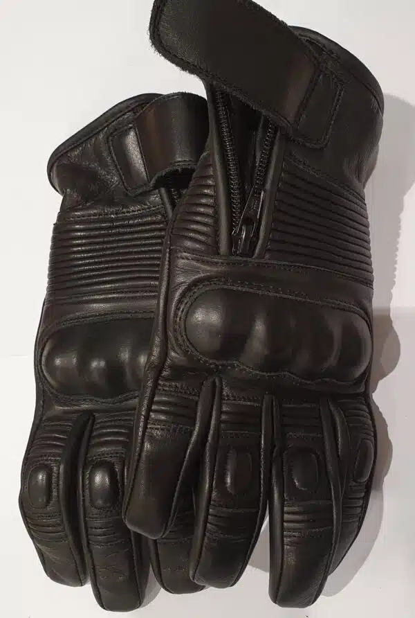 Kevlar gloves